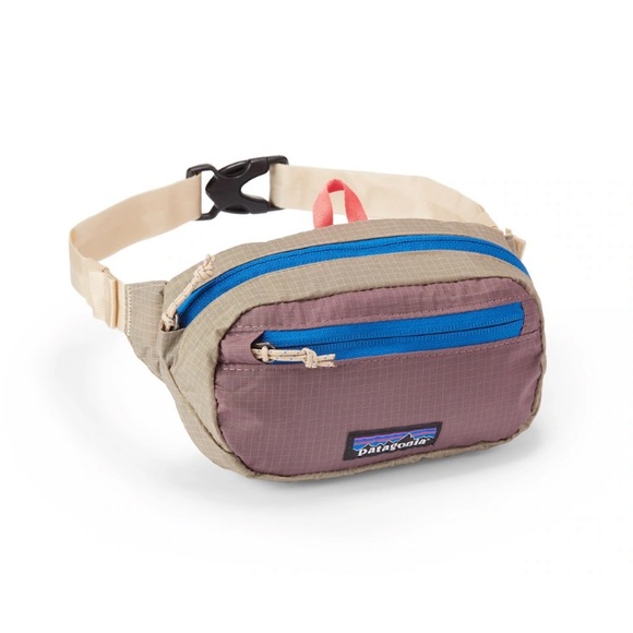 Patagonia Handbags - Patagonia Ultralight Black Hole Mini Hip Pack Waist Crossbody Husk Tan